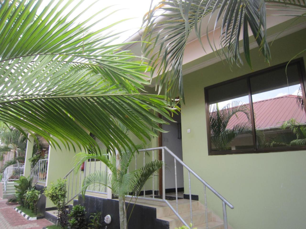 Jakicha Motel Dar es Salaam Exterior foto