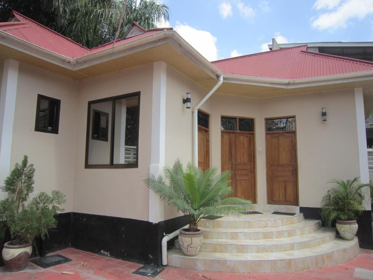 Jakicha Motel Dar es Salaam Exterior foto